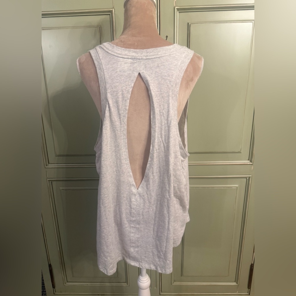 PINK Victoria's Secret Light Gray Tank Top - Picture 2 of 4